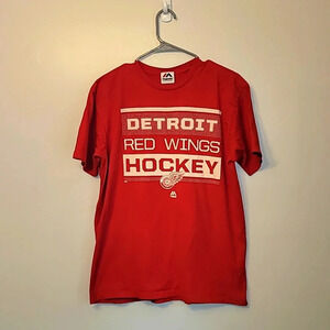 Detroit Red Wings Hockey Majestic Vintage Men's Medium 90's Tee Red LOT B10
